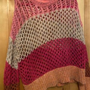 525 America sweater